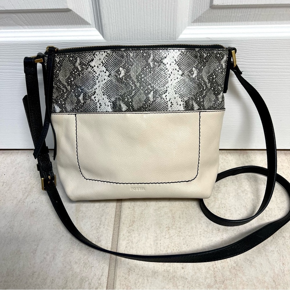 Fossil Amelia Python White Leather Crossbody Hand… - image 2